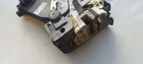 Front door lock
