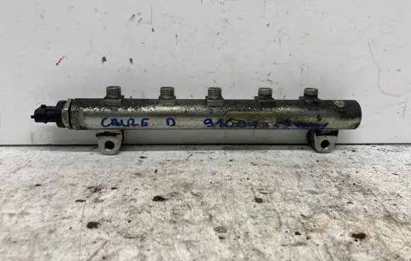Chevrolet Cruze II Fuel main line pipe 9100925223291