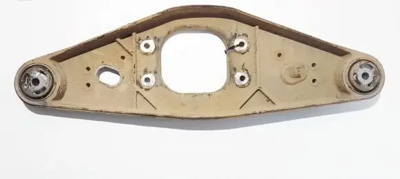 Mercedes-Benz E W211 Engine mounting bracket a2033522206