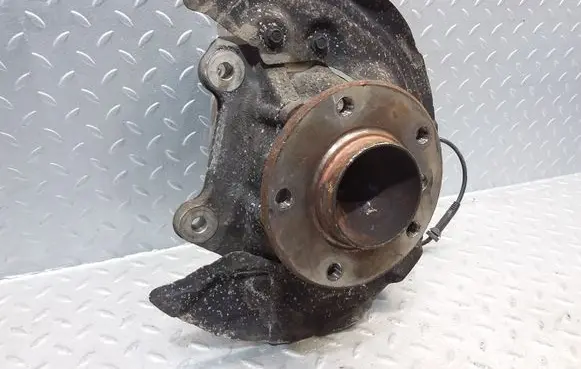 BMW 1 E81 E87 Front wheel hub 6773210