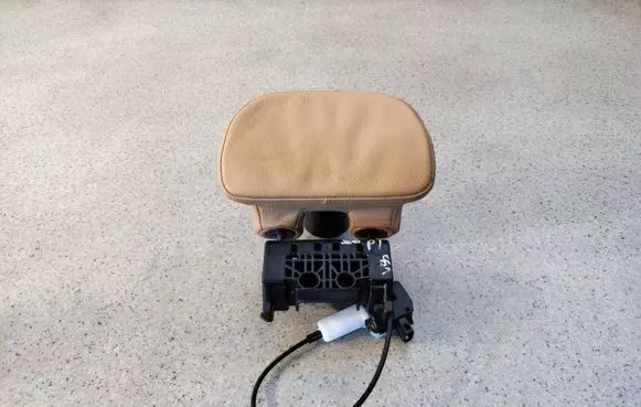 Volvo S60 Rear seat headrest 3137922809 31379228