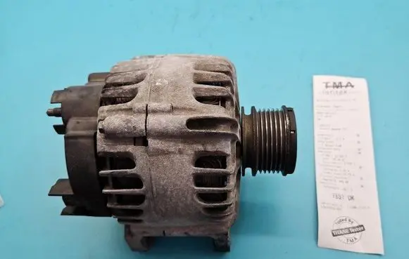 Renault Megane III Generator/alternator 231000027R IMPRK1509115