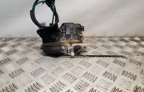 Front door lock
