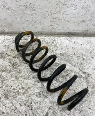 Volkswagen Golf VII Rear coil spring 5Q0511115