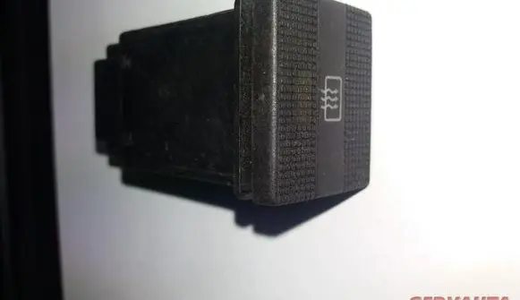 Volkswagen Golf III Windscreen/window heater switch 1H0959621B