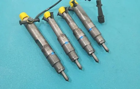 Volkswagen Caddy Fuel injector 028130202S IMPRK1380948
