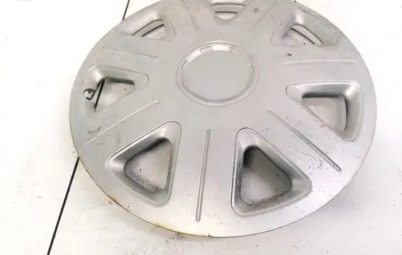 KIA Carens I R15 wheel hub/cap/trim 