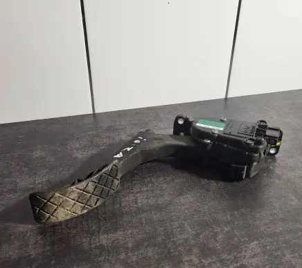 Seat Ibiza III (6L) Accelerator throttle pedal 6Q1721503C 6PV00849601