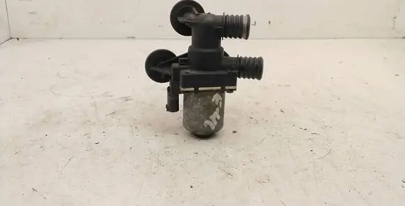 BMW 3 E46 Coolant heater control valve 64118369805 1147412144