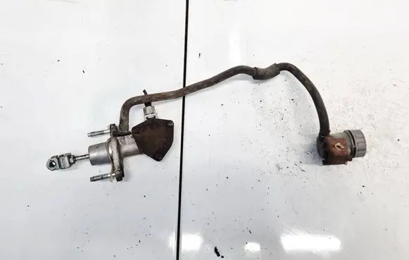 Honda FR-V Clutch master cylinder 