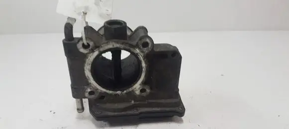 Mazda 6 Throttle valve RF7J136B0