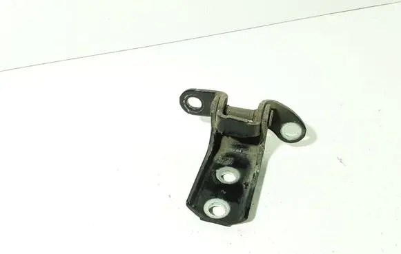 Toyota Verso Rear door lower hinge