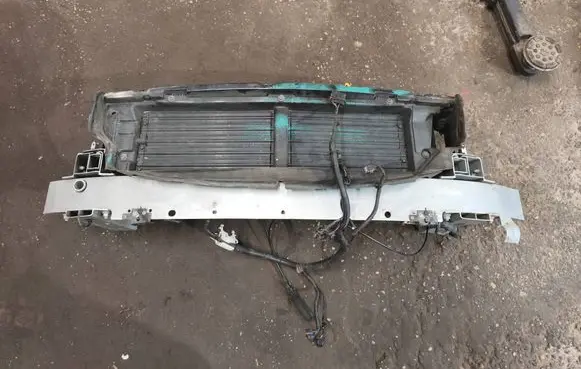 Volvo S90, V90 Radiator support slam panel 31651830 31420206