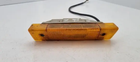 Volkswagen PASSAT B2 Front indicator light 171959049B 321953049F