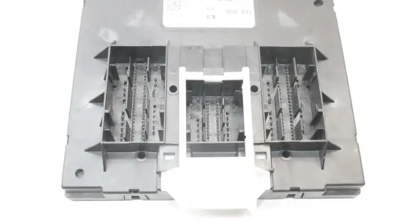 Skoda Octavia Mk4 Central body control module 5WA937086F