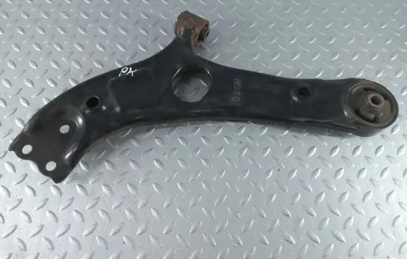 KIA Optima Front lower control arm/wishbone 545002T030