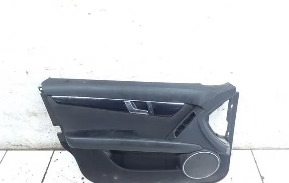 Mercedes-Benz C W204 Front door card panel trim A2045401710