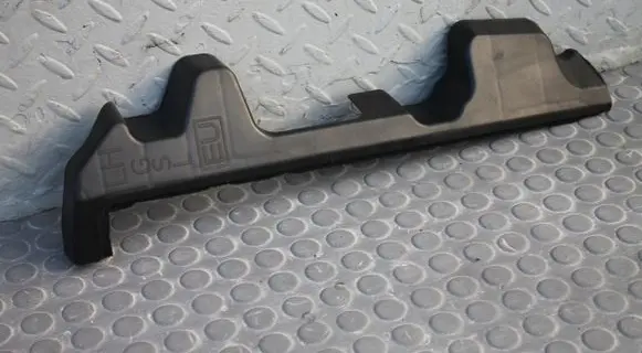 Volvo S60 Intercooler air channel guide 82060