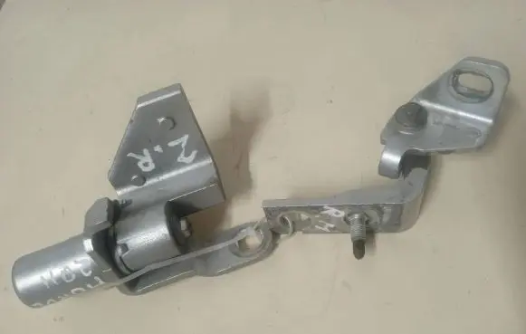 Ford Mondeo MK IV Rear door hinge set 7S7AA26804AE 7S7AA26810AD