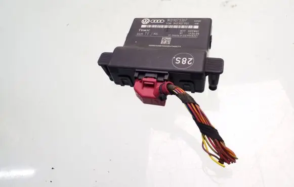 Volkswagen Touran I Other control units/modules 1K0907530F 1K0907951