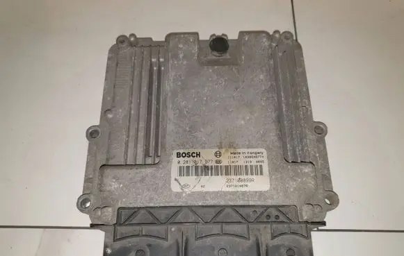 Renault Master III Engine control unit/module 237101487R 237100899R 0281017977