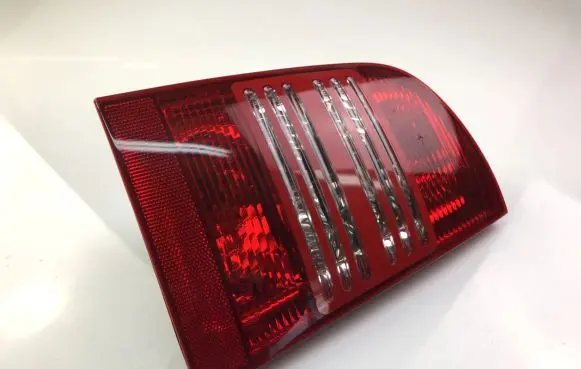 Skoda Octavia Mk1 (1U) Tailgate rear/tail lights 1U9945095B