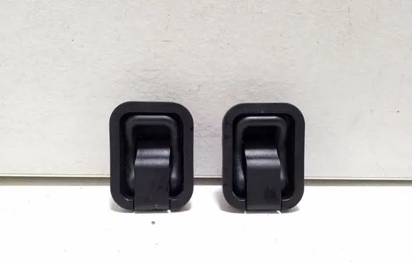 KIA Soul Tie down hook / loop B1102PK005
