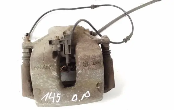 Mercedes-Benz C W204 Front brake caliper A2044212681