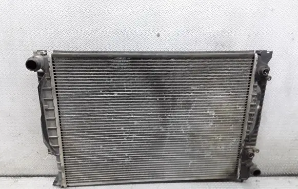 Audi A6 S6 C5 4B Coolant radiator