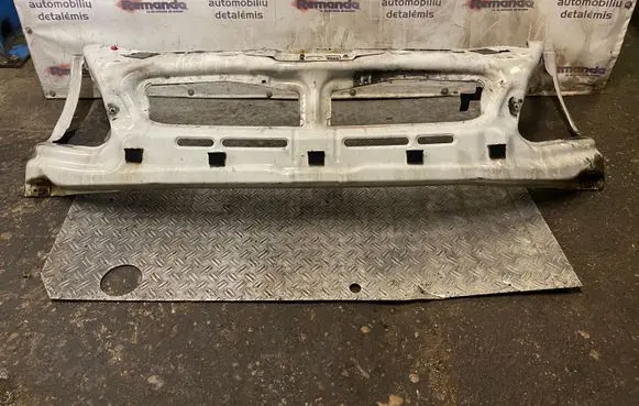 Iveco Daily 35 - 40.10 Top upper radiator support slam panel