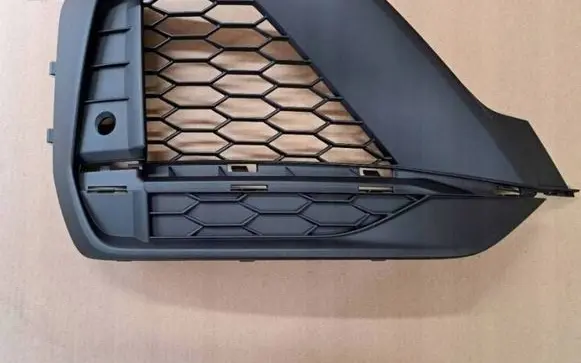 Audi SQ2 GA Front bumper lower grill 81A807682S