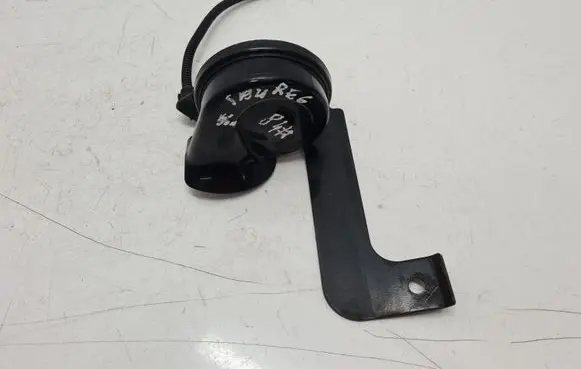 Volkswagen Touareg I Horn signal A28657625 E1000209