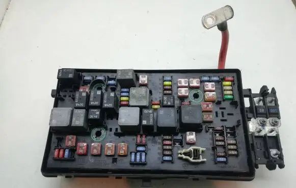 Opel Insignia A Fuse module 529050199