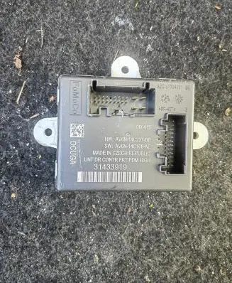Volvo V40 Door control unit/module 31433919