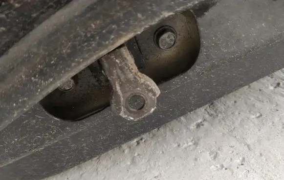 Chevrolet Epica Rear door check strap stopper