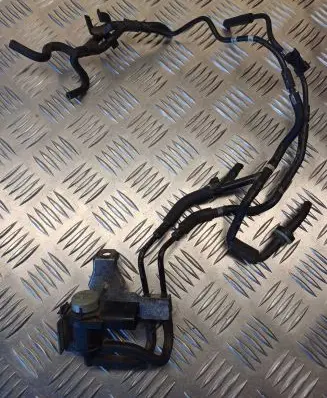 Volkswagen Tiguan Turbo solenoid valve 1K0906283A