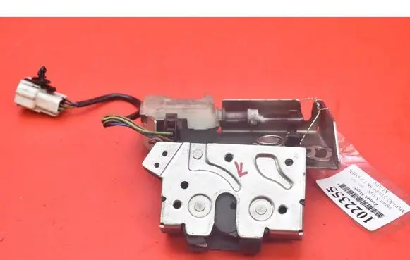 Jaguar X-Type Tailgate/trunk/boot lock/catch/latch 2X43-43102-AB