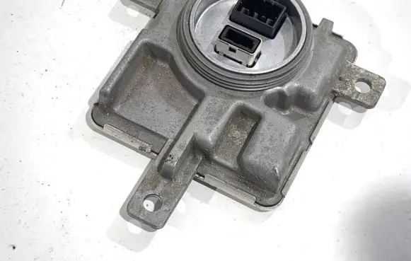 Seat Alhambra (Mk2) Voltage converter/converter module 8K0941597E