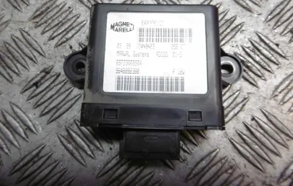 Peugeot 607 Fuel injection pump control unit/module 9648282380