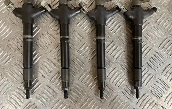 Toyota RAV 4 (XA30) Fuel injectors set 2367026060