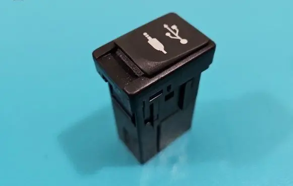 USB socket connector