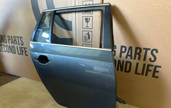 Rear door