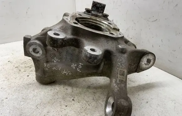 BMW 7 F01 F02 F03 F04 Rear wheel hub spindle/knuckle 6775854