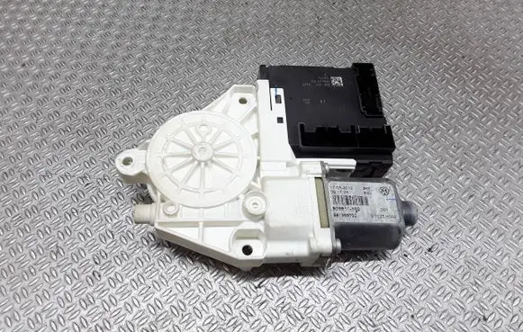 Volkswagen PASSAT B7 USA Front door window regulator motor 3C0959792B