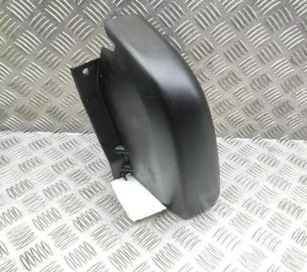 Opel Vivaro Rear/tail light trim molding 903903513R 903909896R