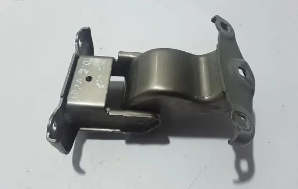 Opel Vivaro Loading door upper hinge 904006707R
