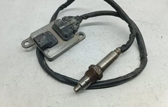 Mercedes-Benz GLC X253 C253 Lambda probe sensor A0009059803 0009059803 5WK96683E