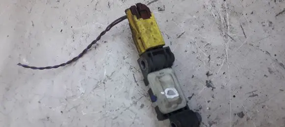 Audi A4 S4 B7 8E 8H Airbag deployment crash/impact sensor 8E085773901