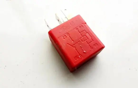 Fiat Panda II Other relay 46520422 A727