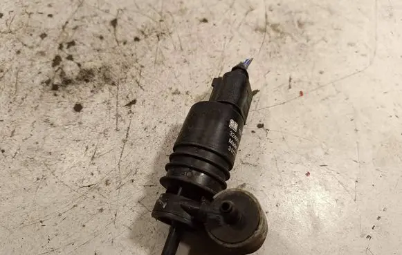 Opel Insignia B Windscreen/windshield washer pump 13552001 13250357 3240117